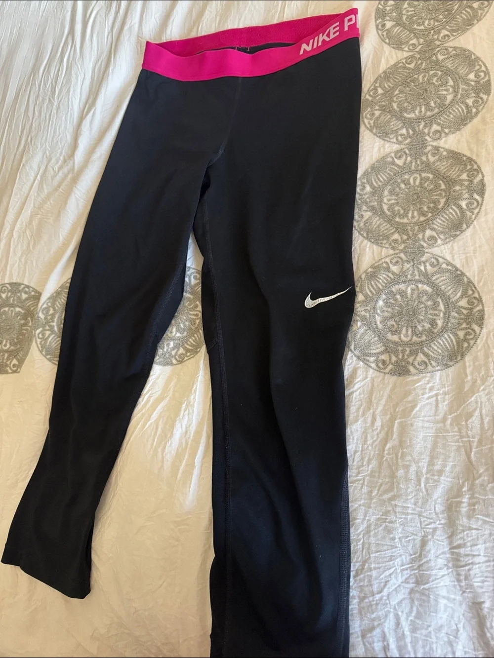 Nike stretchy athletic